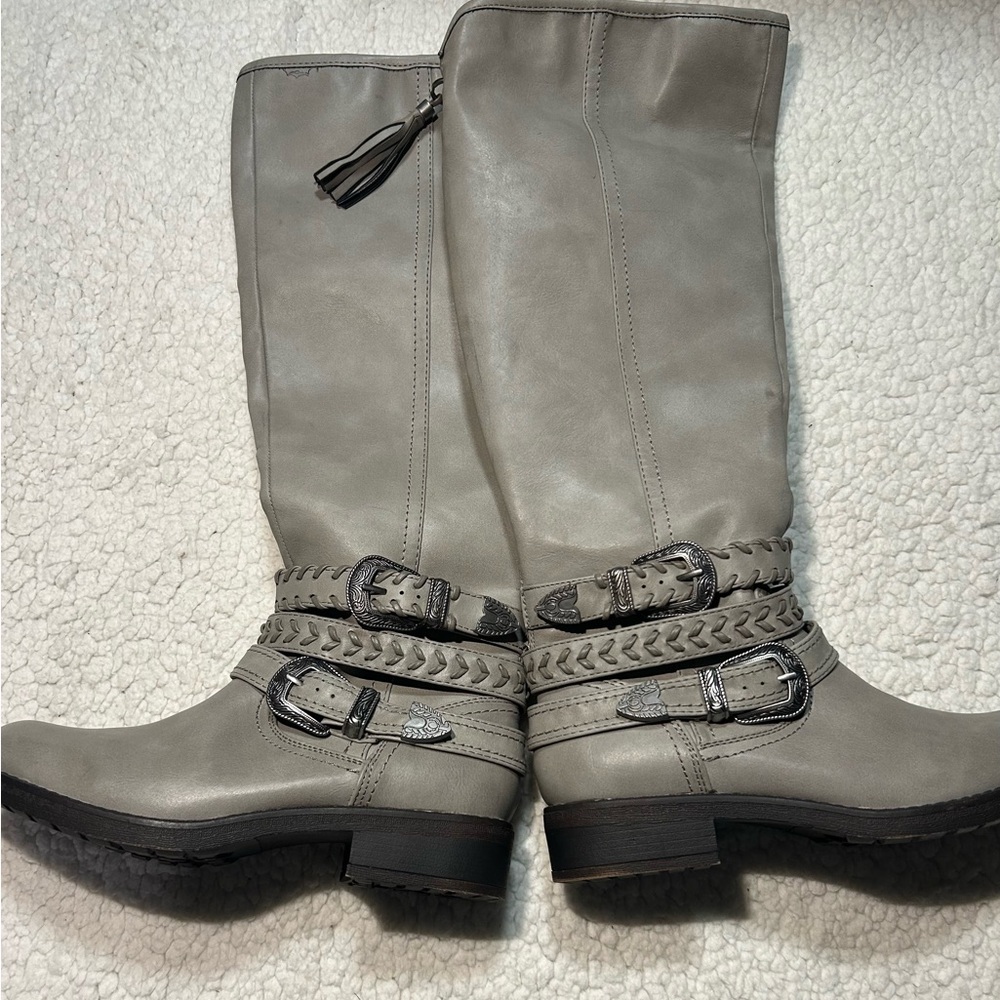 NEW WOT:  Carrage Leather Knee-High Boots 8M